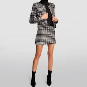 NWOT Alice + Olivia DONITA VEGAN LEATHER TRIM JACKET Size M.